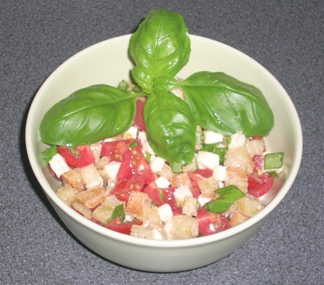 Brotsalat Caprese