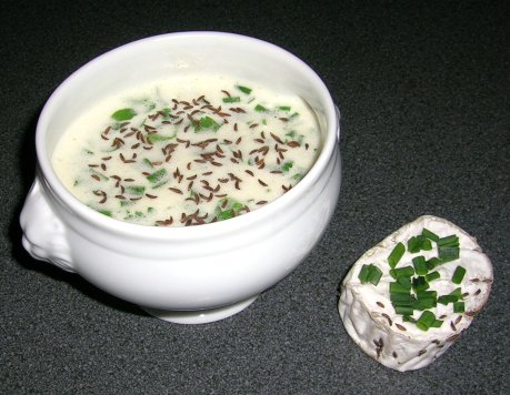 Handkäse-Suppe aus der Pfalz