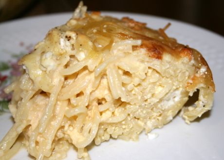 Nudelauflauf mit Schafskäse